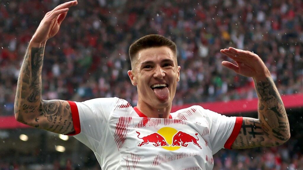 Benjamin Sesko:It is here we go to Manchester United.
